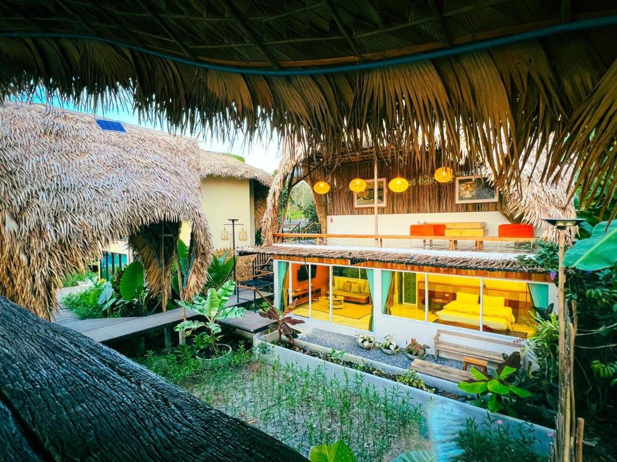 Varni Homestay Phatthalung Extérieur photo