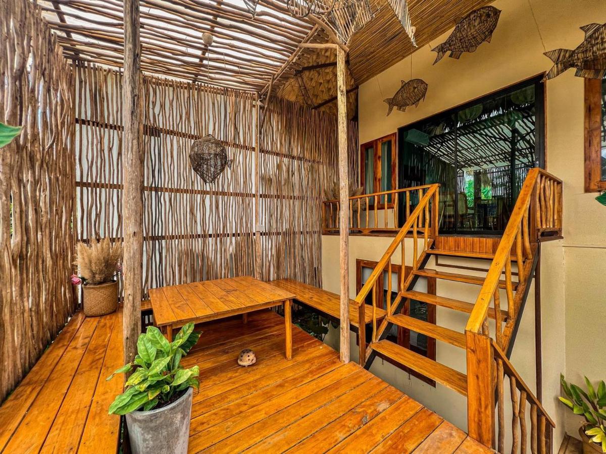 Varni Homestay Phatthalung Extérieur photo