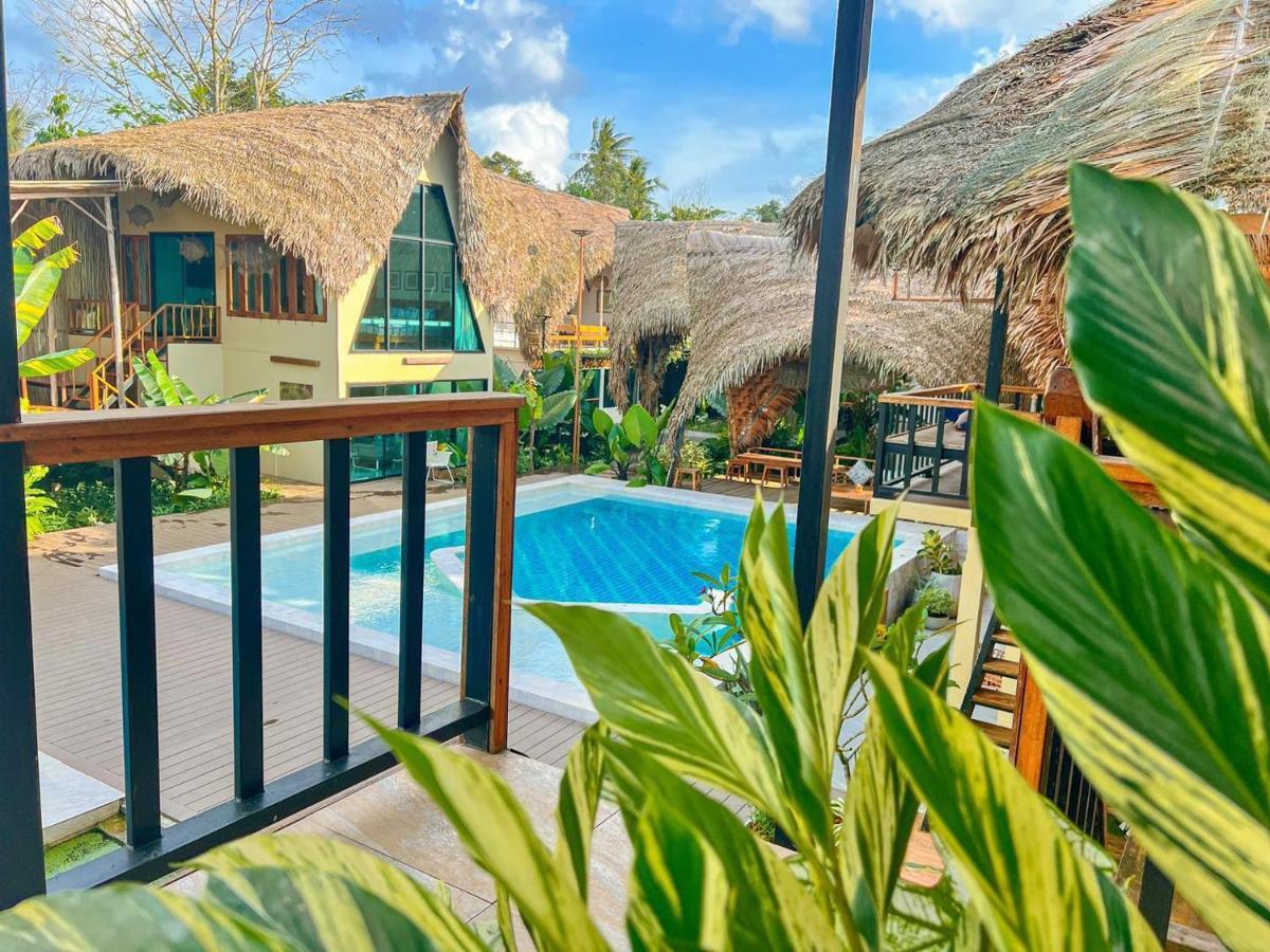 Varni Homestay Phatthalung Extérieur photo