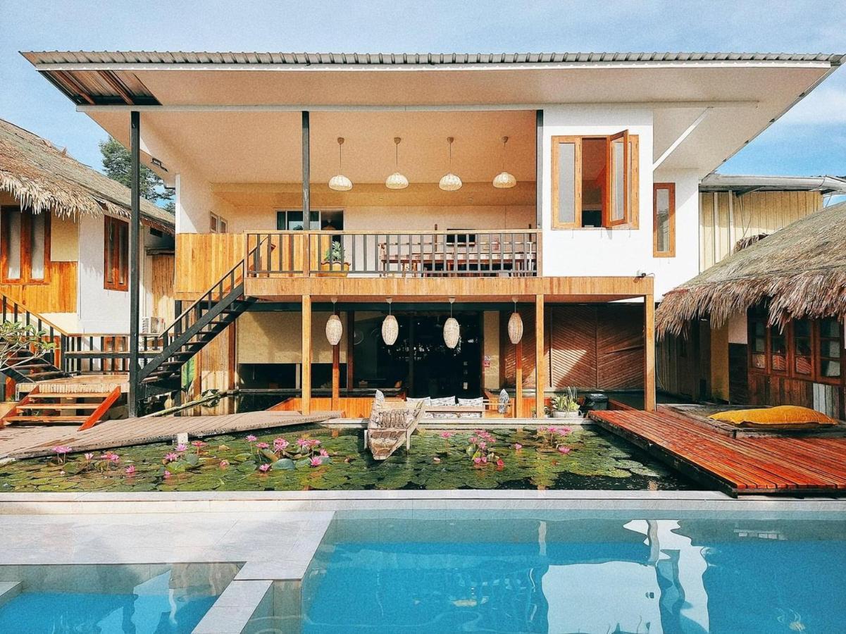 Varni Homestay Phatthalung Extérieur photo