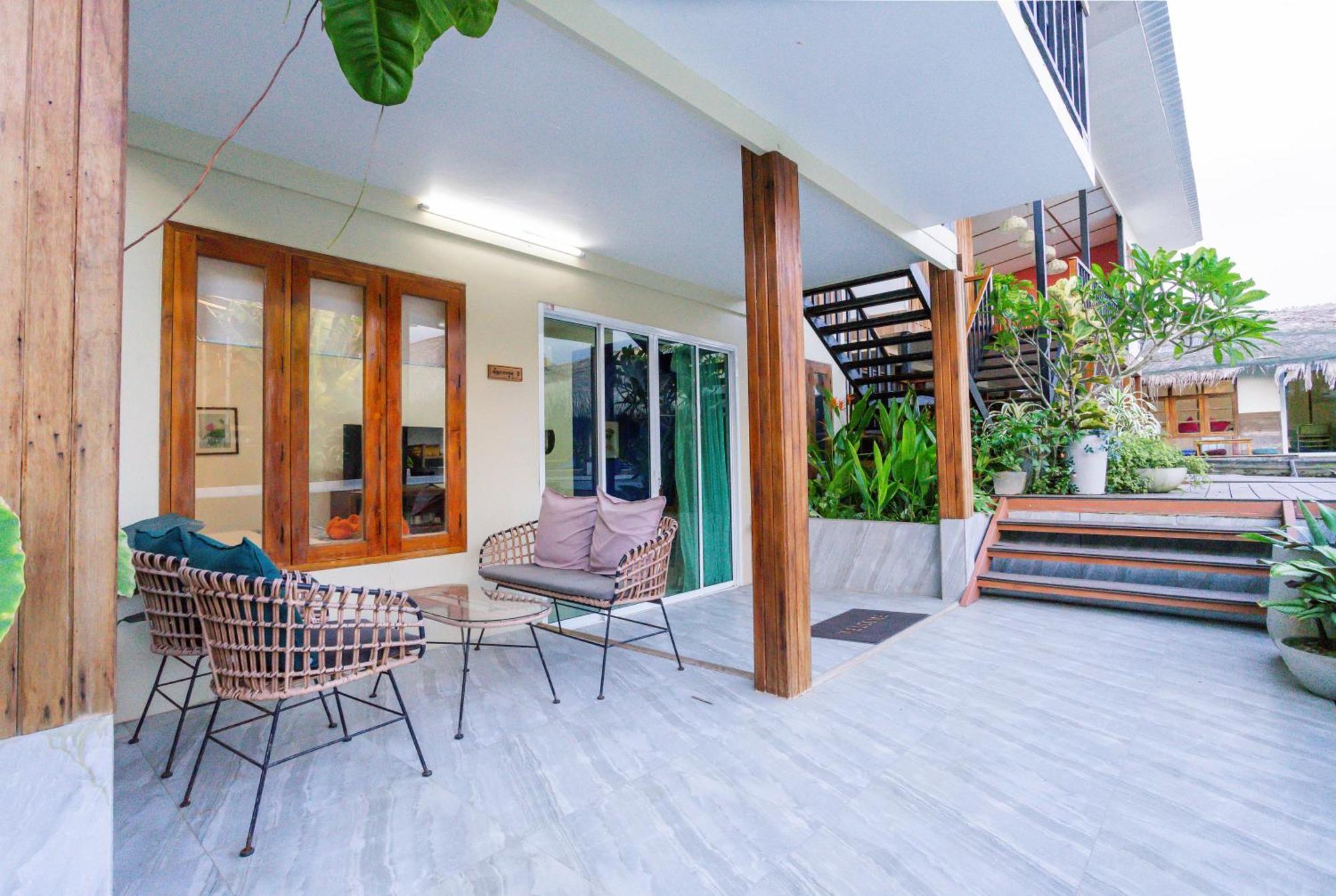Varni Homestay Phatthalung Extérieur photo