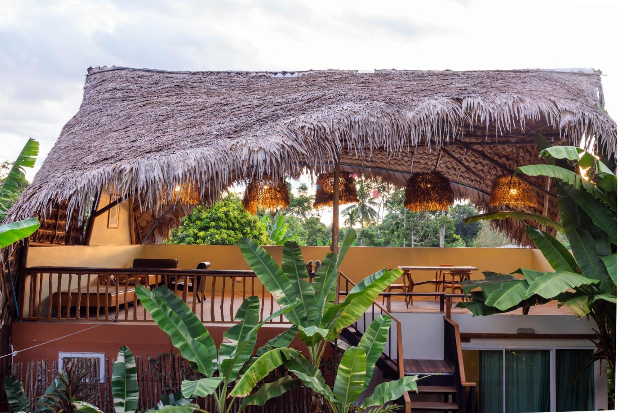 Varni Homestay Phatthalung Extérieur photo