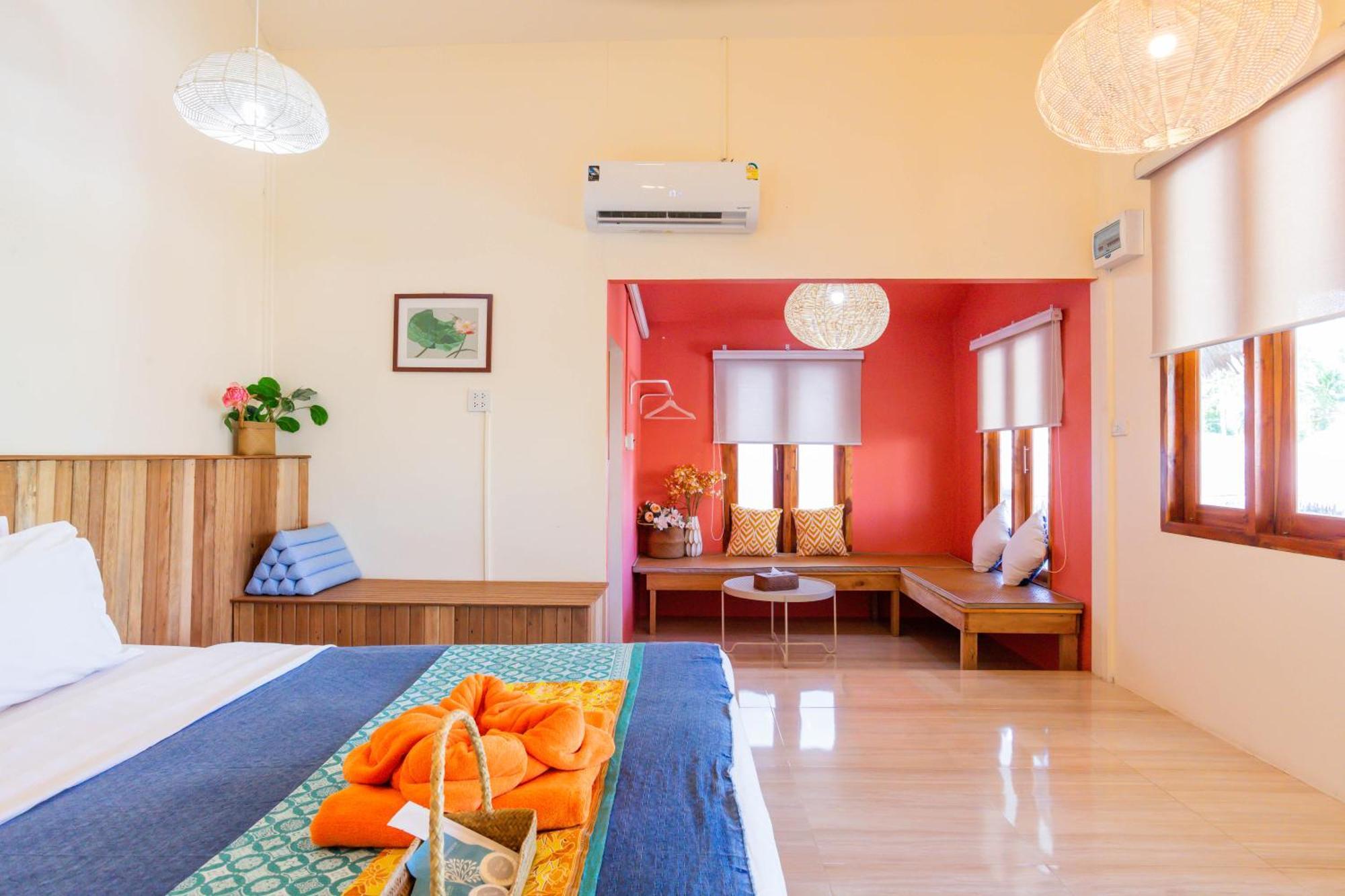Varni Homestay Phatthalung Extérieur photo