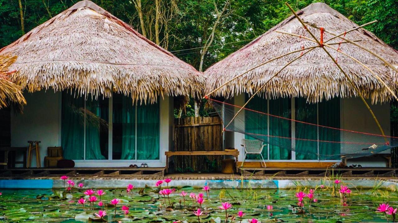 Varni Homestay Phatthalung Extérieur photo